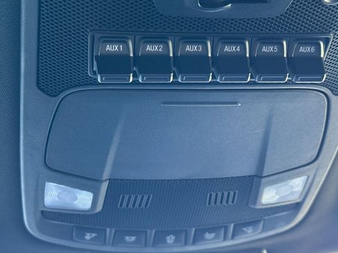 Used 2019 Ford F150 Raptor w/ Equipment Group 802A Luxury image 22