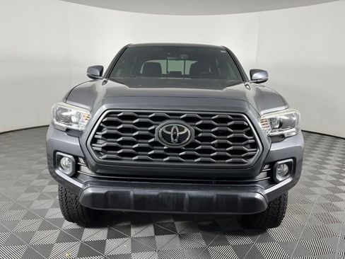 Used 2021 Toyota Tacoma TRD Off-Road w/ Technology Package AWD/4WD image 5