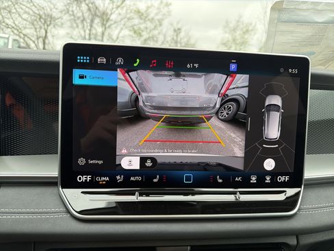 New 2026 Volkswagen Tiguan SE AWD/4WD image 19