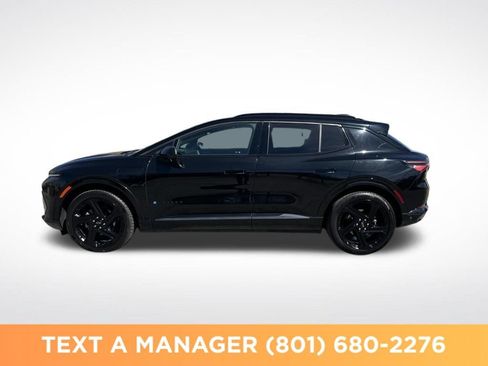 Used 2024 Chevrolet Equinox EV RS FWD image 2