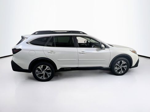 Used 2022 Subaru Outback Limited image 4