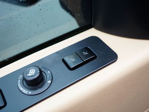 Used 2011 Ford F350 Lariat w/ Lariat Ultimate Pkg image 12