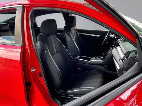 Used 2019 Honda Civic Sport image 25