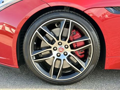 Used 2020 Jaguar F-TYPE Checkered Flag image 30