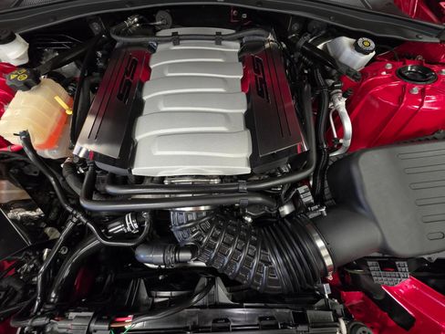 Used 2016 Chevrolet Camaro SS RWD image 40
