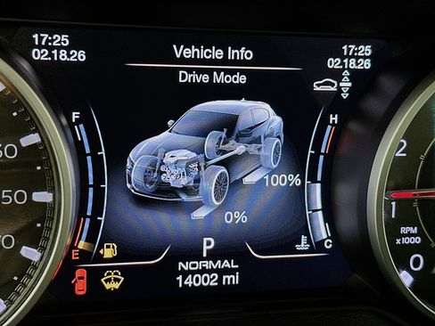 Used 2023 Maserati Levante Modena image 9