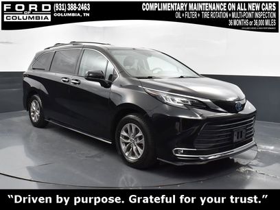 Used 2022 Toyota Sienna XLE