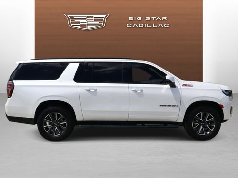 Used 2023 Chevrolet Suburban Z71 w/ Luxury Package AWD/4WD image 6