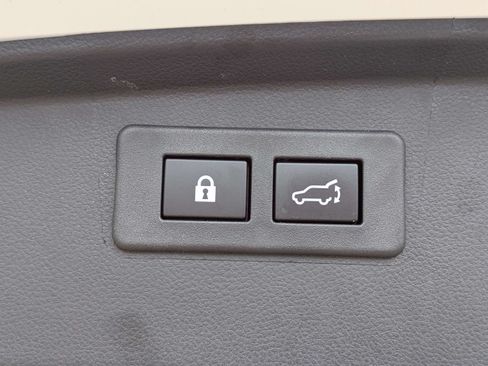 Certified 2025 Subaru Outback Premium w/ Popular Package #1A AWD/4WD image 14