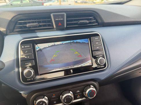 Used 2025 Nissan Versa SV image 24