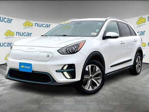 Used 2022 Kia Niro EX w/ Cold Weather Package image 3