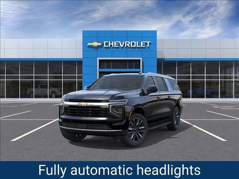 New 2026 Chevrolet Suburban LS image 9