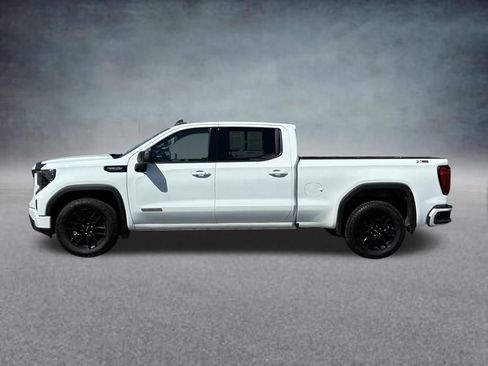 Used 2023 GMC Sierra 1500 Elevation w/ X31 Off-Road Package AWD/4WD image 2
