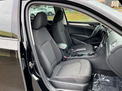 Used 2012 Volkswagen Passat 2.5 S image 10