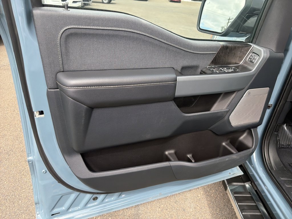Used 2023 Ford F150 Lariat AWD/4WD image 10