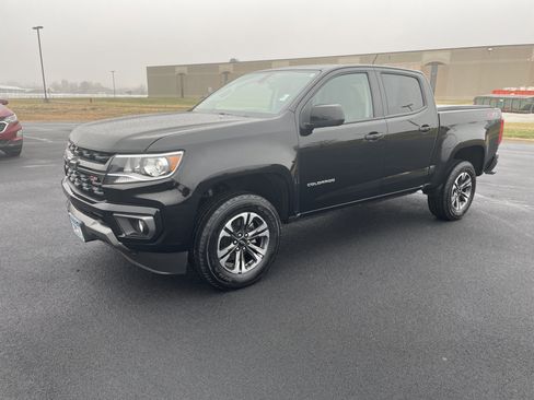Used 2021 Chevrolet Colorado Z71 image 2