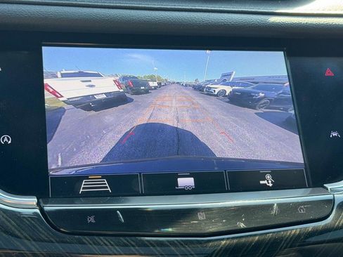 Used 2020 Cadillac XT6 Premium Luxury w/ LPO, Floor Liner Package AWD/4WD image 24