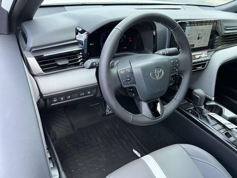 New 2026 Toyota Camry SE FWD image 12