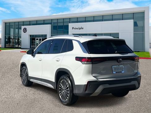 New 2026 Volkswagen Tiguan S FWD image 4