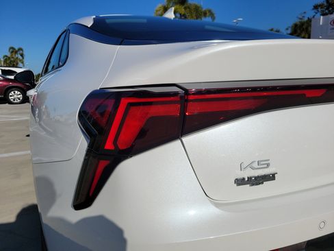 Used 2025 Kia K5 LXS image 10