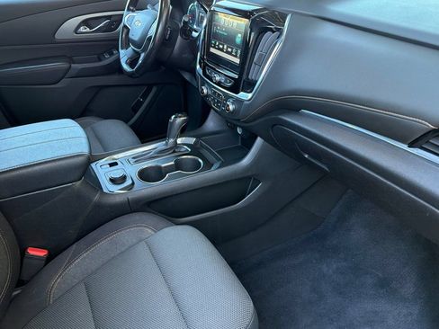 Used 2019 Chevrolet Traverse LT AWD/4WD image 16