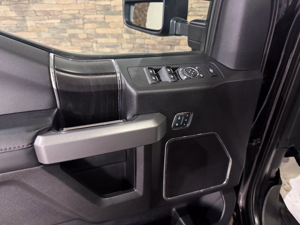 Used 2019 Ford F250 Platinum w/ Platinum Ultimate Package AWD/4WD image 12