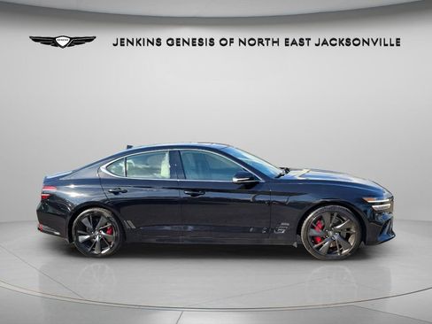 Used 2022 Genesis G70 3.3T image 8