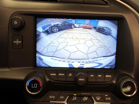 Used 2019 Chevrolet Corvette Z06 w/ Z07 Performance Package image 24