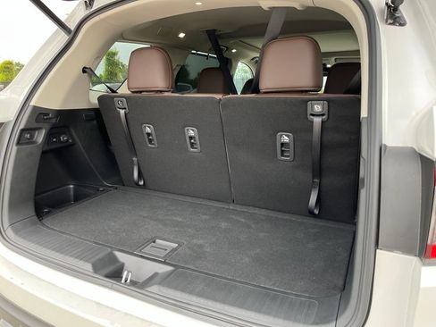 Certified 2026 Honda Pilot Elite image 9