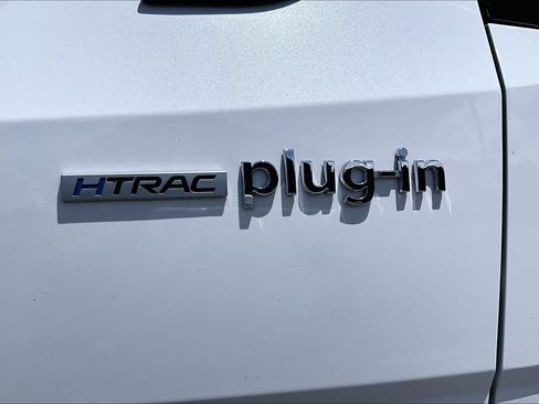 Used 2024 Hyundai Tucson Limited AWD/4WD image 10