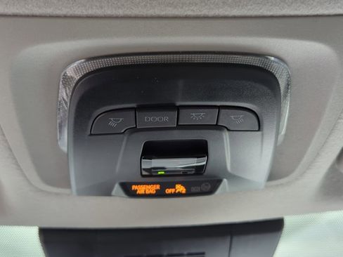 New 2026 Toyota Corolla Cross L image 24