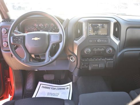 Used 2025 Chevrolet Silverado 2500 Custom w/ Custom Value Package image 19