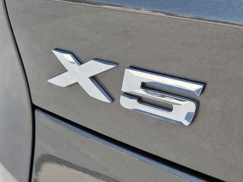 Used 2023 BMW X5 xDrive40i AWD/4WD image 7