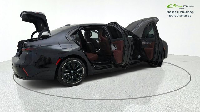 Used 2025 BMW i7 eDrive50 w/ M Sport Package RWD image 20
