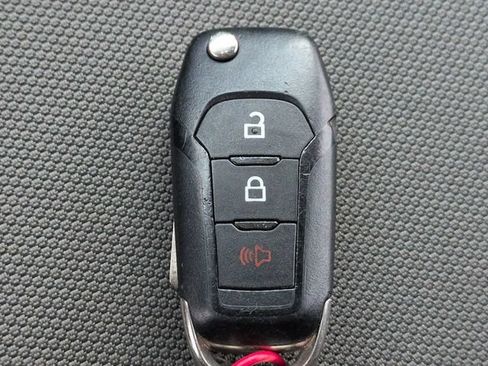 Used 2018 Ford F150 XLT AWD/4WD image 26
