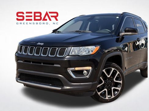 Used 2018 Jeep Compass Limited w/ Navigation Group AWD/4WD image 2