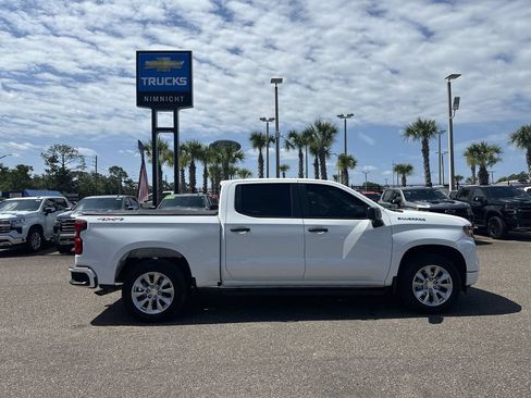 Used 2024 Chevrolet Silverado 1500 Custom AWD/4WD image 17