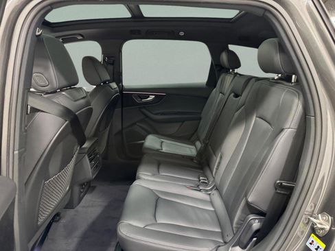 New 2026 Audi Q7 2.0T Premium image 9