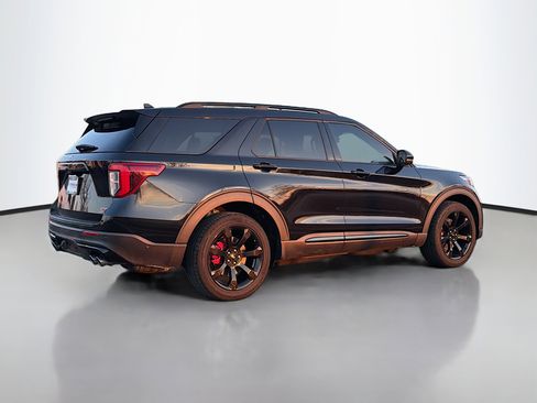 Used 2020 Ford Explorer ST w/ ST High-Performance Pack image 2