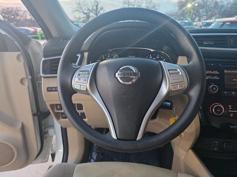 Used 2016 Nissan Rogue S image 42