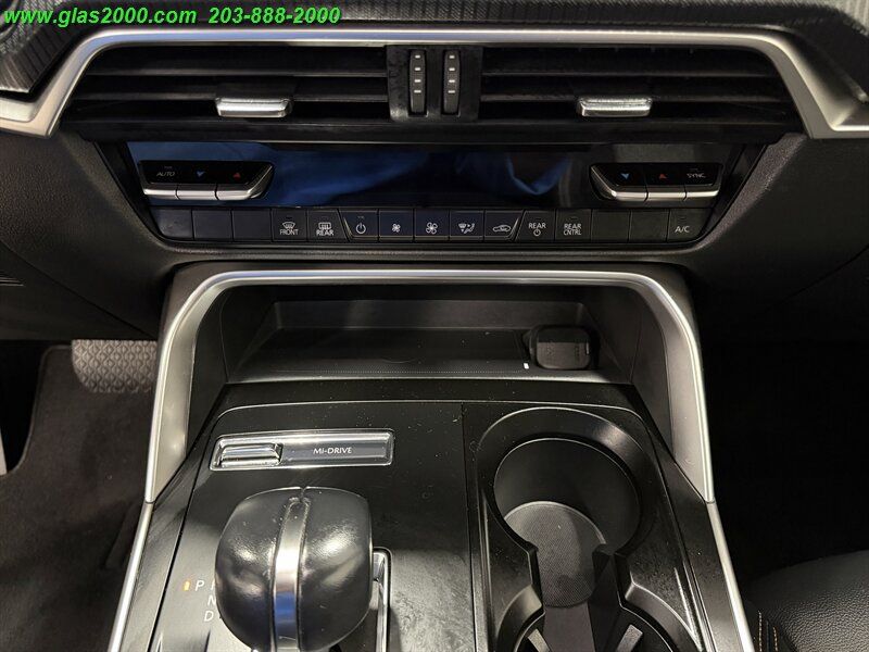 Used 2024 MAZDA CX-90 3.3 Turbo w/ Select Package AWD/4WD image 27