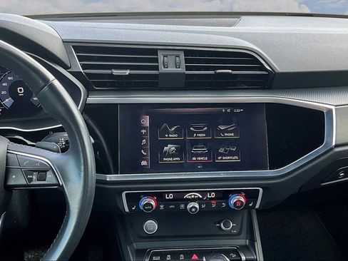 Used 2020 Audi Q3 2.0T Premium Plus AWD/4WD image 9