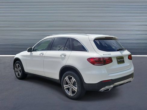 Used 2021 Mercedes-Benz GLC 300 image 4