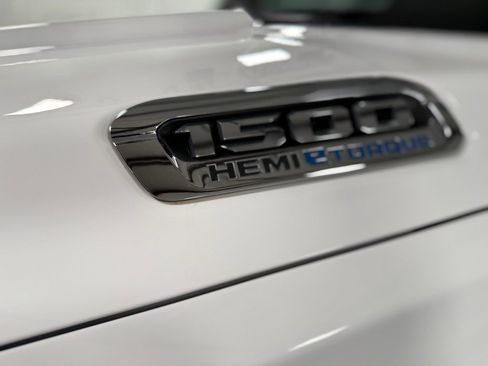 Used 2024 RAM 1500 Lone Star image 10