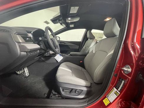 New 2026 Toyota Camry SE AWD/4WD image 9