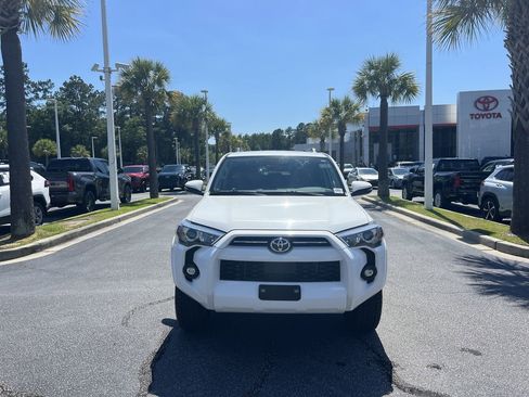 Used 2024 Toyota 4Runner SR5 Premium AWD/4WD image 3