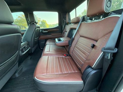 Used 2025 GMC Sierra 1500 Denali Ultimate AWD/4WD image 12
