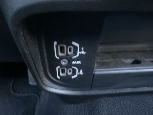 Used 2024 RAM 2500 Big Horn image 29