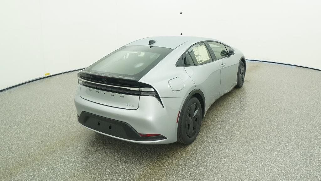 New 2026 Toyota Prius Plug-In Hybrid FWD image 11