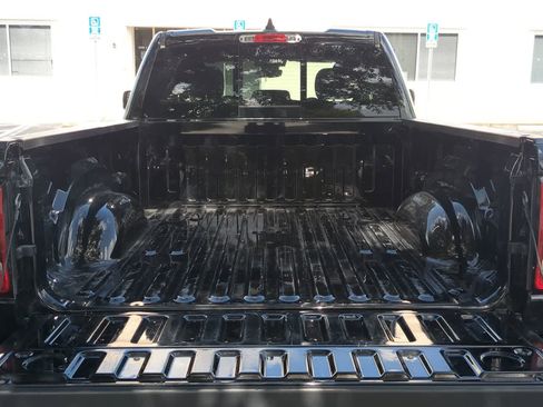 Used 2023 RAM 1500 Big Horn RWD image 34